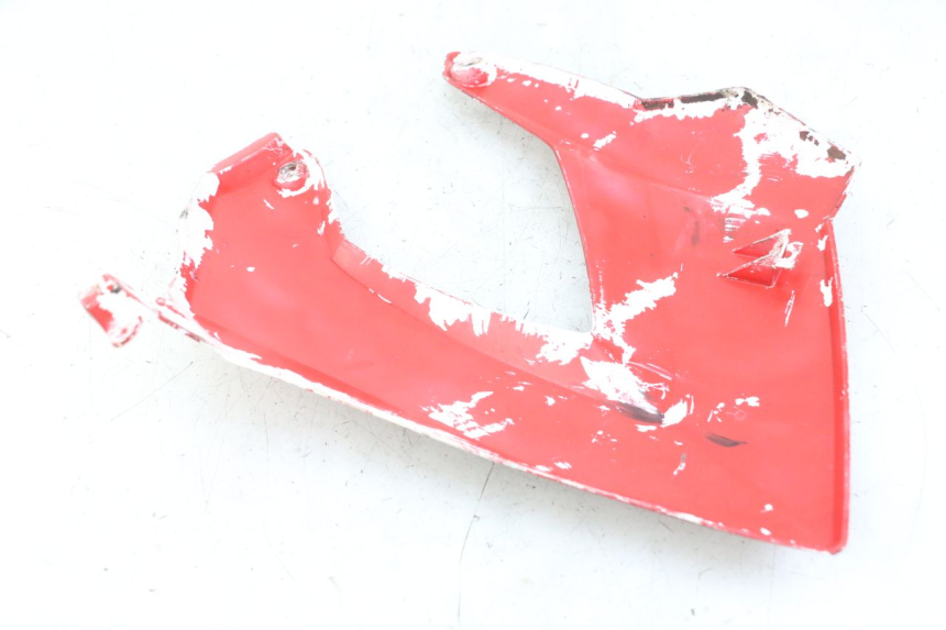 photo de RIGHT FRONT SIDE PANEL DERBI SENDA SM X-TREME 50 (2006 - 2010) - Zoom on usage condition