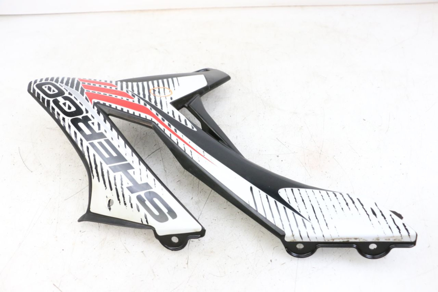 photo de RIGHT FRONT FAIRING SHERCO SM-R 50 (2013 - 2017) - Technical close-up