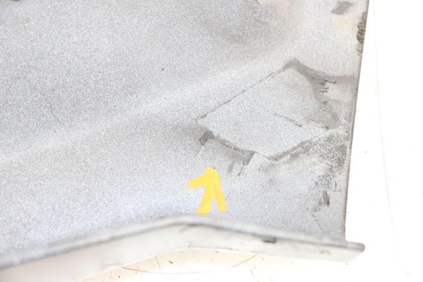 photo de RIGHT FRONT FAIRING KEEWAY TX 50 (2008 - 2015) - Zoom on usage condition