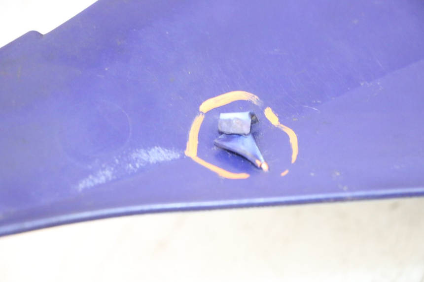 photo de RIGHT FRONT FAIRING YAMAHA WAVE RUNNER GP R 1200 (2000 - 2003) - Product overview
