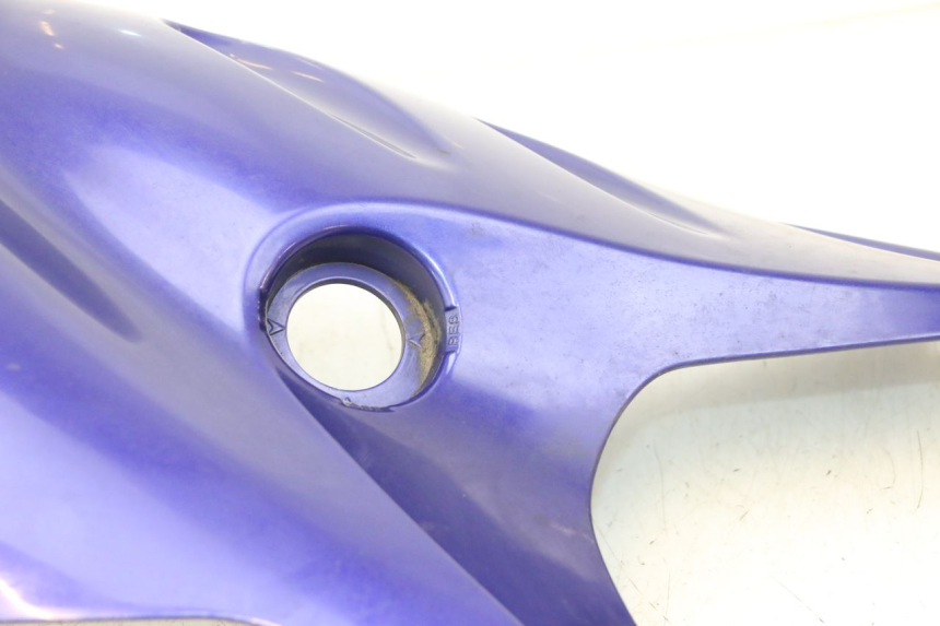 photo de RIGHT FRONT FAIRING YAMAHA WAVE RUNNER GP R 1200 (2000 - 2003) - Checked used part