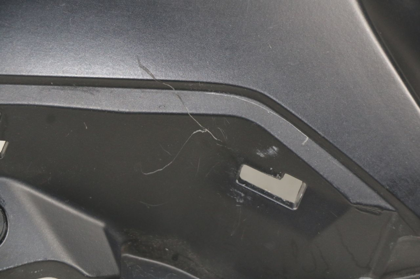 photo de RIGHT FRONT FAIRING YAMAHA XP T-MAX TMAX 500 (2008 - 2012) - Alternative perspective