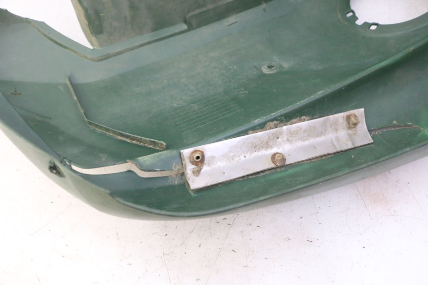 photo de RIGHT FRONT FAIRING YAMAHA YFM GRIZZLY 550 (2008 - 2015) - Technical close-up