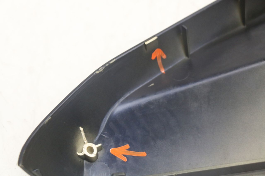 photo de LEFT FRONT SIDE PANEL QUADRO 3D S 350 (2013 - 2018) - Fixing points details