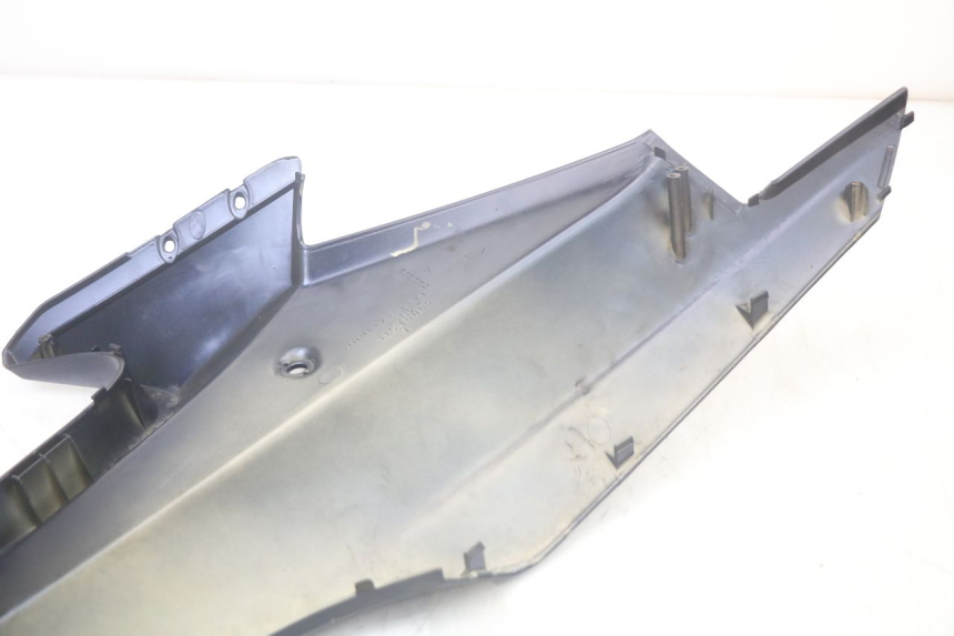 photo de LEFT FRONT SIDE PANEL QUADRO 3D S 350 (2013 - 2018) - Surface and material condition