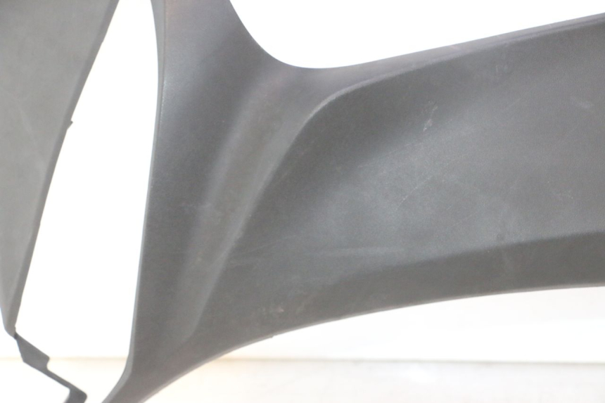 photo de LEFT FRONT FAIRING KYMCO AGILITY CITY 16P 125 (2015 - 2024) - Zoom on usage condition