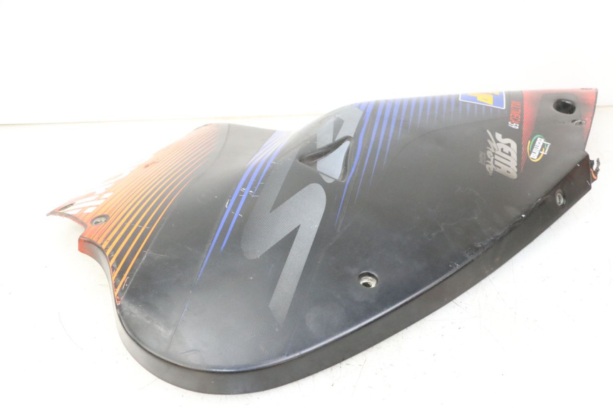 photo de LEFT FRONT FAIRING APRILIA RS 50 (1999 - 2005) - Fixing points details