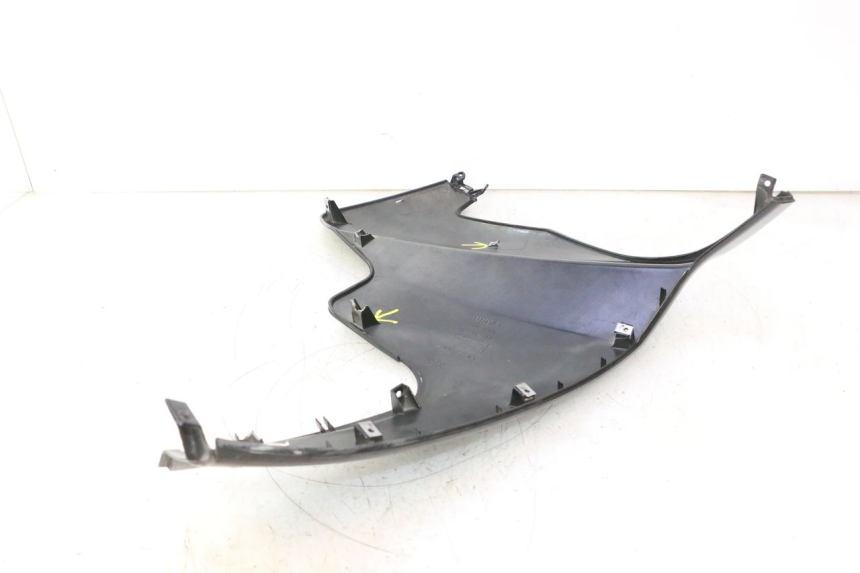 photo de LEFT FRONT FAIRING APRILIA ATLANTIC S 125 (2010 - 2013) - Additional view of the item