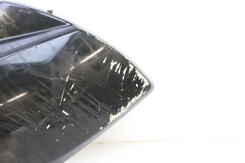 photo de LEFT FRONT FAIRING PEUGEOT CITYSTAR 2T 50 (2018 - 2021) - Zoom on usage condition
