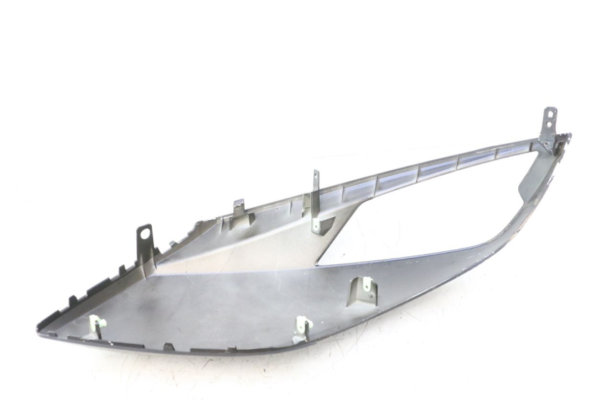 photo de LEFT FRONT FAIRING PEUGEOT CITYSTAR 2T 50 (2018 - 2021) - Technical close-up