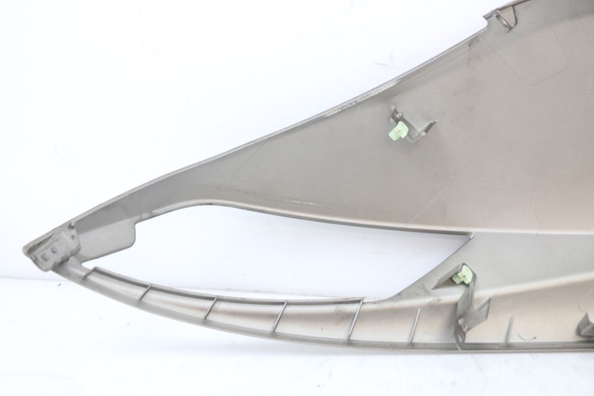 photo de LEFT FRONT FAIRING PEUGEOT CITYSTAR 50 (2013 - 2017) - Surface and material condition