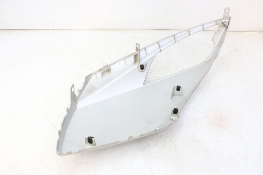 photo de LEFT FRONT FAIRING PEUGEOT CITYSTAR 50 (2013 - 2017) - Technical close-up