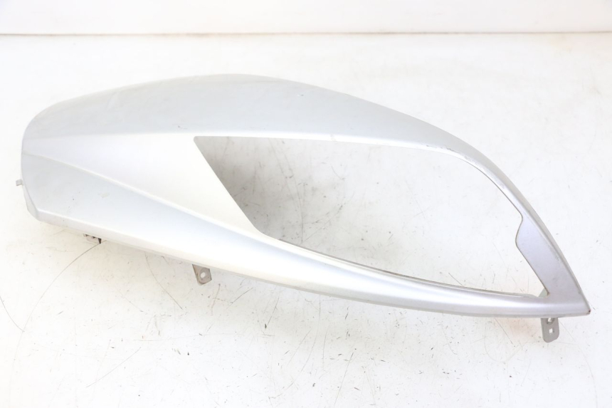 photo de LEFT FRONT FAIRING PEUGEOT CITYSTAR 50 (2013 - 2017) - Fixing points details