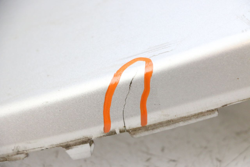 photo de LEFT FRONT FAIRING PEUGEOT CITYSTAR 50 (2013 - 2017) - Surface and material condition