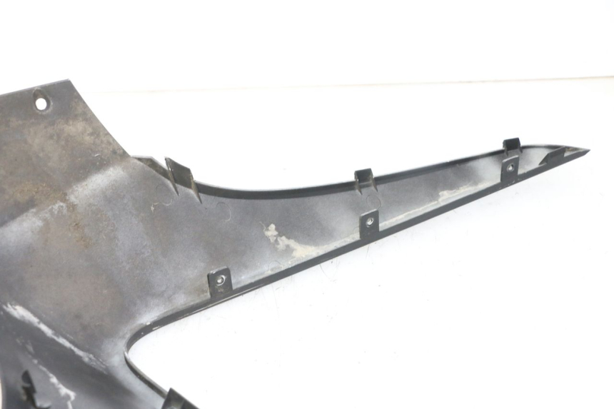 photo de LEFT FRONT FAIRING KYMCO DINK STREET 125 (2009 - 2014) - Zoom on usage condition