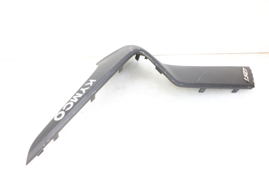 photo de LEFT FRONT FAIRING KYMCO DINK STREET 125 (2009 - 2014) - Surface and material condition