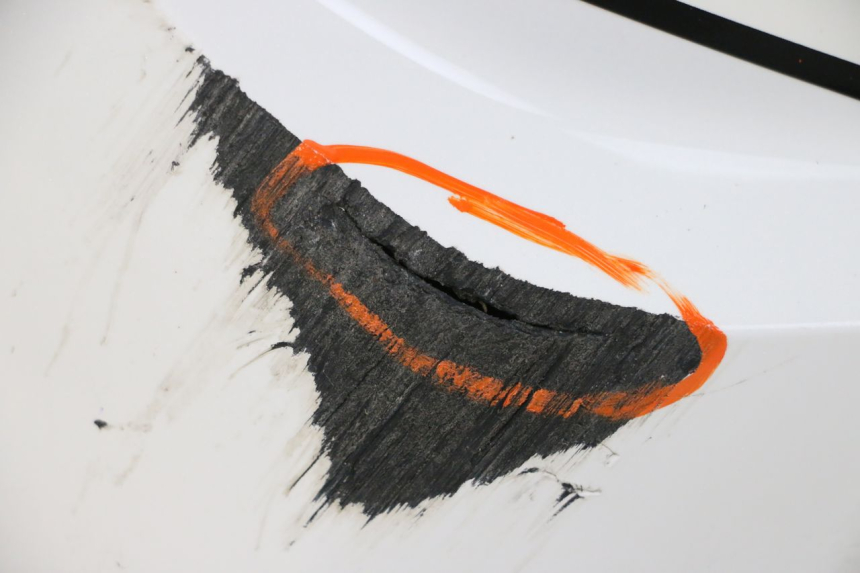 photo de LEFT FRONT FAIRING BMW G310 R 310 (2016 - 2020) - Distinctive features