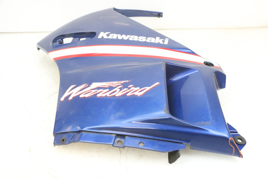 photo de LEFT FRONT FAIRING KAWASAKI GPX R WARBIRD 600 (1988 - 1993) - Focus on structure