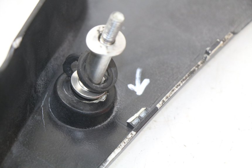 photo de LEFT FRONT FAIRING SUZUKI GSX-R GSXR 750 (2011 - 2016) - Alternative perspective