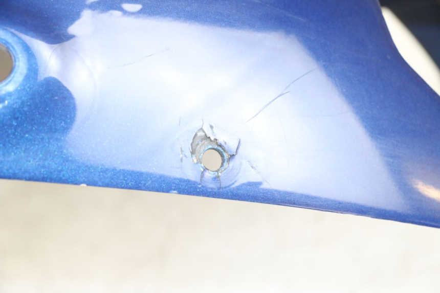 photo de LEFT FRONT FAIRING KAWASAKI ZR7 ZR-7 S 750 (1999 - 2004) - Additional view of the item