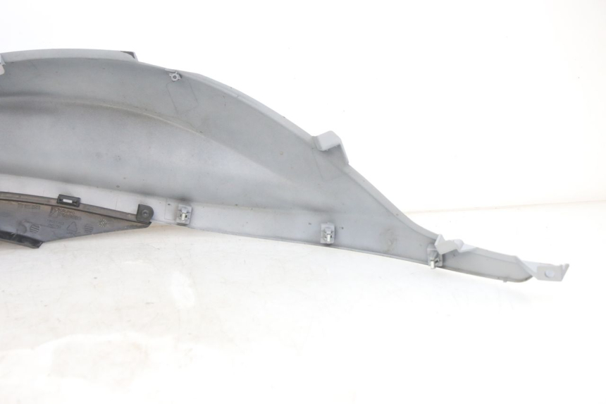 photo de LEFT FRONT SIDE PANEL PIAGGIO MEDLEY 125 (2016 - 2023) - Component detail
