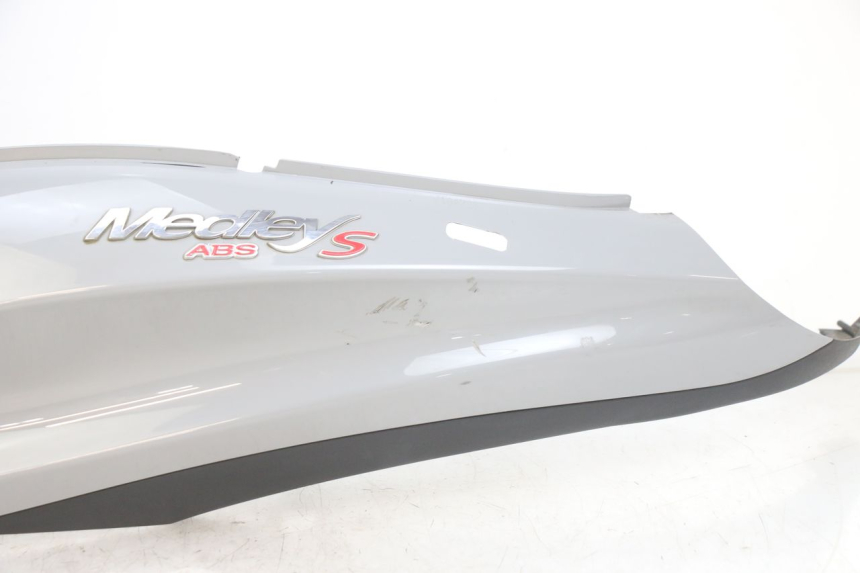 photo de LEFT FRONT SIDE PANEL PIAGGIO MEDLEY 125 (2016 - 2023) - Product overview