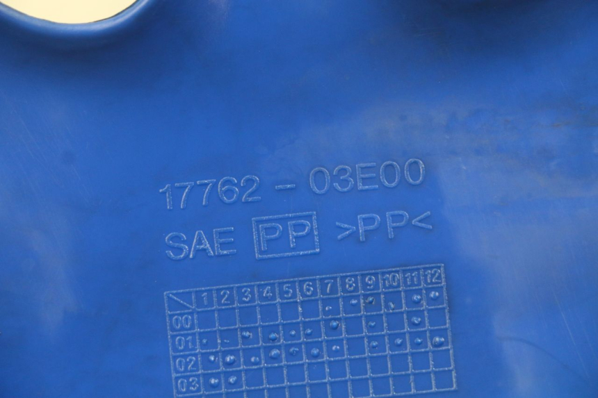 photo de LEFT FRONT SIDE PANEL SUZUKI SMX SUPERMOTARD 50 (1996 - 2001) - Component detail