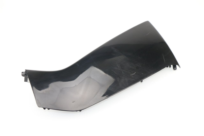 photo de LEFT FRONT FAIRING APRILIA SPORT CITY 2T 50 (2008 - 2012) - Component detail