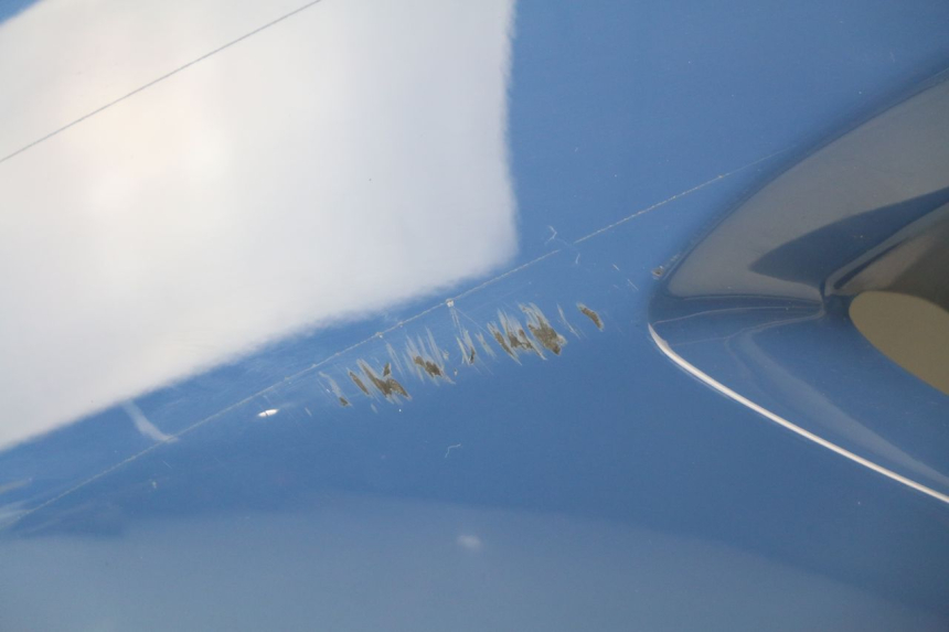 photo de LEFT FRONT FAIRING YAMAHA TDM ABS 900 (2002 - 2014) - Distinctive features