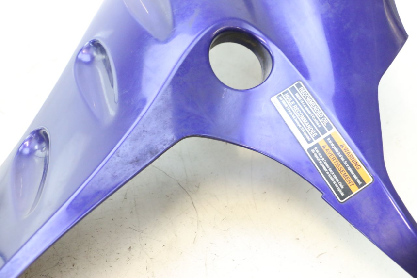 photo de LEFT FRONT FAIRING YAMAHA WAVE RUNNER GP R 1200 (2000 - 2003) - High-resolution close-up