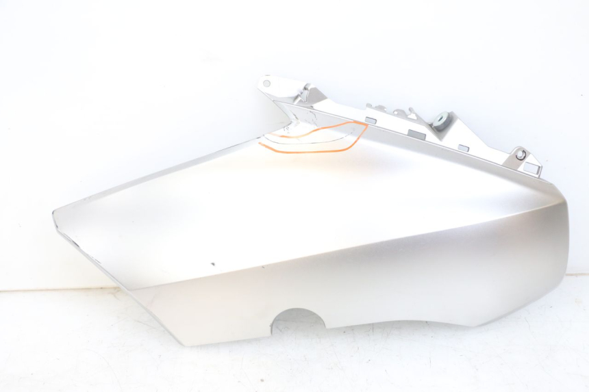 photo de LEFT FRONT SIDE PANEL YAMAHA XMAX X-MAX ABS 125 (2017 - 2020) - Main view