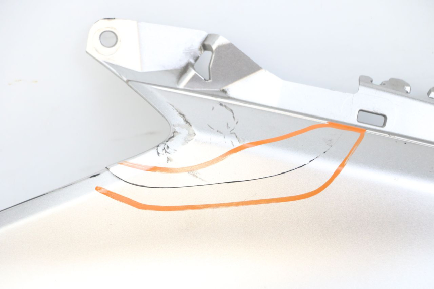 photo de LEFT FRONT SIDE PANEL YAMAHA XMAX X-MAX ABS 125 (2017 - 2020) - Additional view of the item