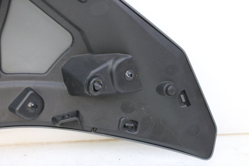 photo de LEFT FRONT FAIRING YAMAHA TRACER 7 700 (2020 - 2024) - Zoom on usage condition