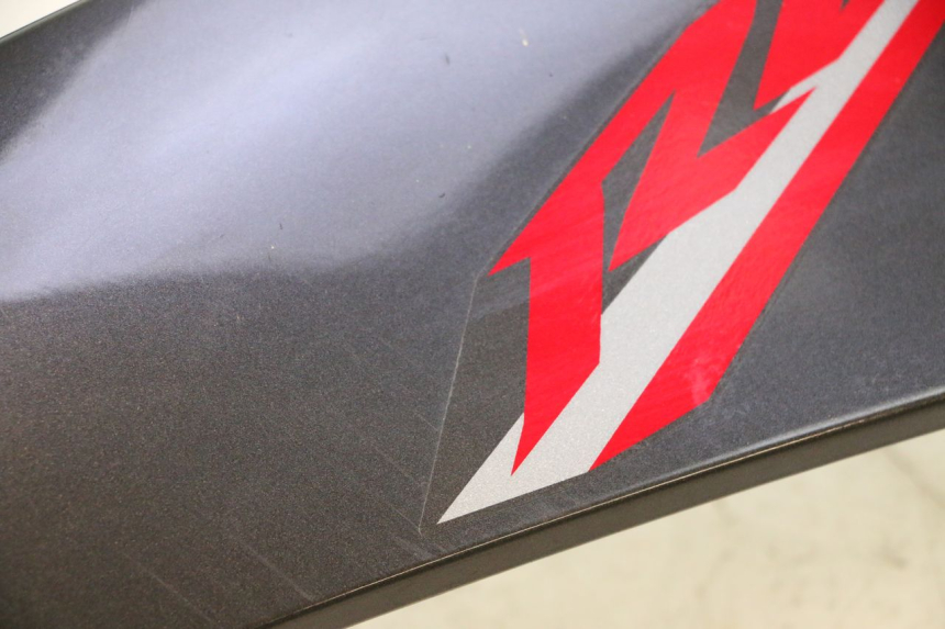 photo de LEFT FRONT FAIRING YAMAHA YZF R6 600 (2008 - 2009) - Spare part profile view