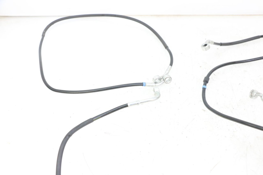 photo de FRONT AND REAR BRAKE HOSE HUSQVARNA SVARTPILEN 401 (2018 - 2023) - Zoom on usage condition