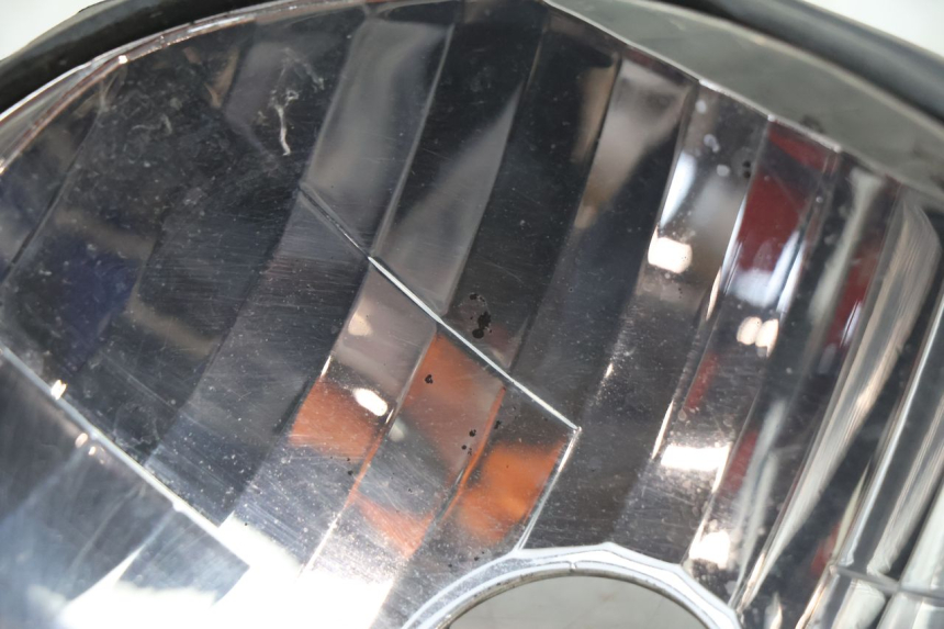 photo de HEADLIGHT BACK COVER PIAGGIO ZIP 2T 50 (2009 - 2019) - Alternative perspective