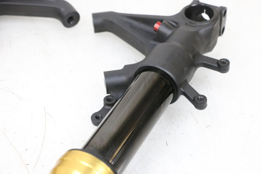 photo de FORK SUZUKI GSXR GSX-R 1000 (2003 - 2004) - Alternative perspective