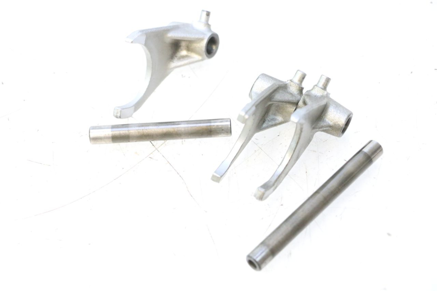 photo de SELECTOR FORKS SUZUKI DR S 600 (1985 - 1989) - Component detail