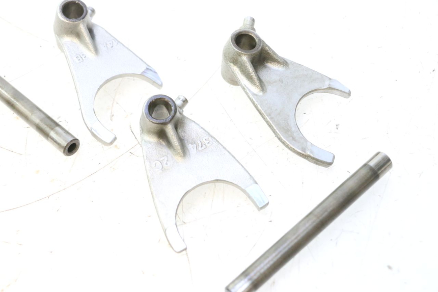 photo de SELECTOR FORKS SUZUKI DR S 600 (1985 - 1989) - Checked used part
