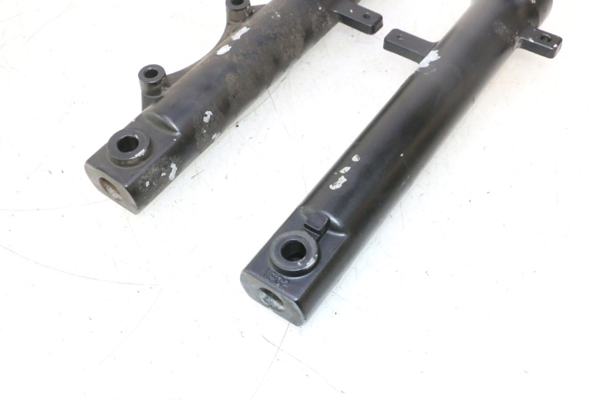 photo de FORKS LEG KYMCO AGILITY 16+ 4T 50 (2018 - 2023) - Surface and material condition