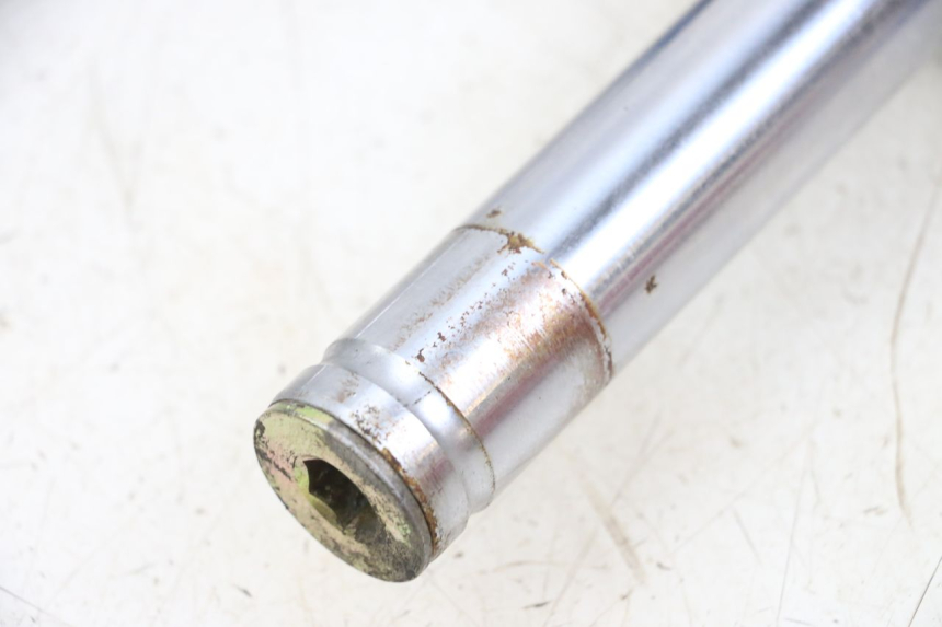 photo de FORK TUBE KYMCO AGILITY 4T 50 (2018 - 2022) - Surface and material condition