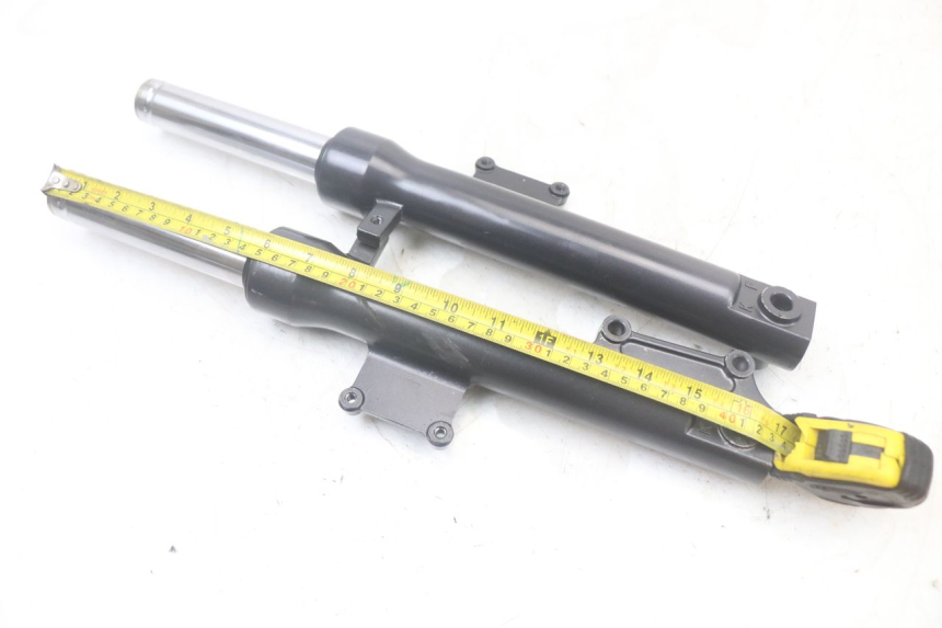 photo de FORK TUBE KYMCO AGILITY 4T 50 (2018 - 2022) - Surface and material condition