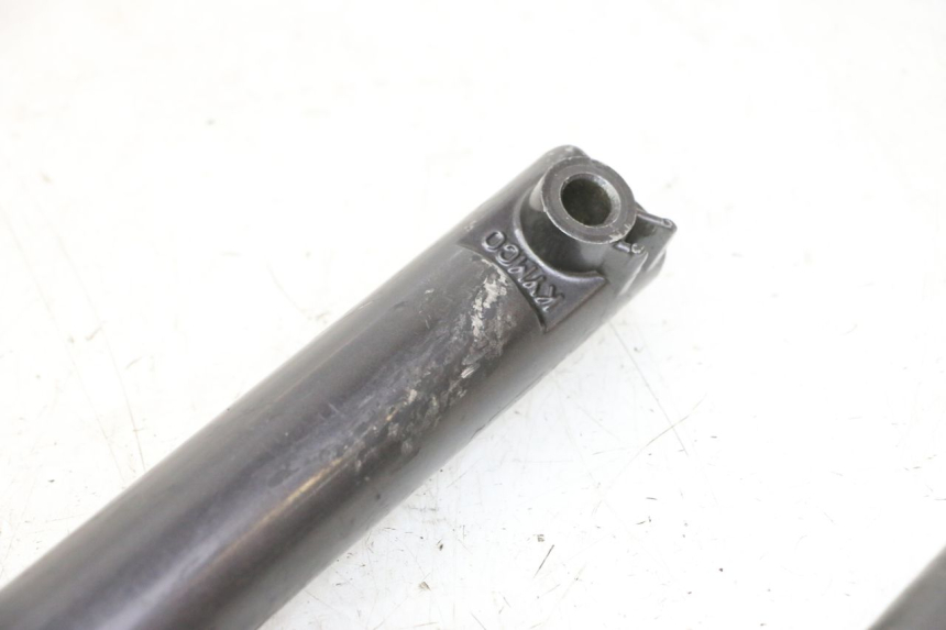photo de Fork tube KYMCO AGILITY 4T 50 (2005 - 2018) - Fixing points details