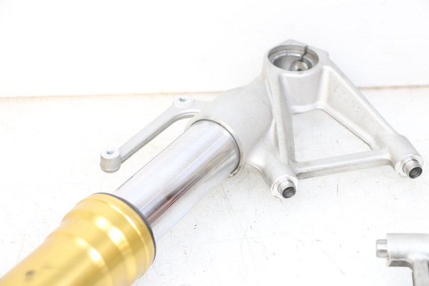photo de FORKS LEG BMW S RR ABS S1000RR 1000 (2015 - 2018) - Alternative perspective