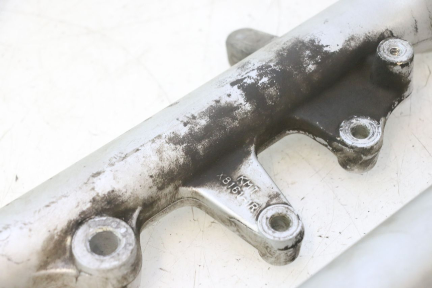 photo de FORKS LEG SUZUKI BURGMAN 125 (2007 - 2014) - Zoom on usage condition