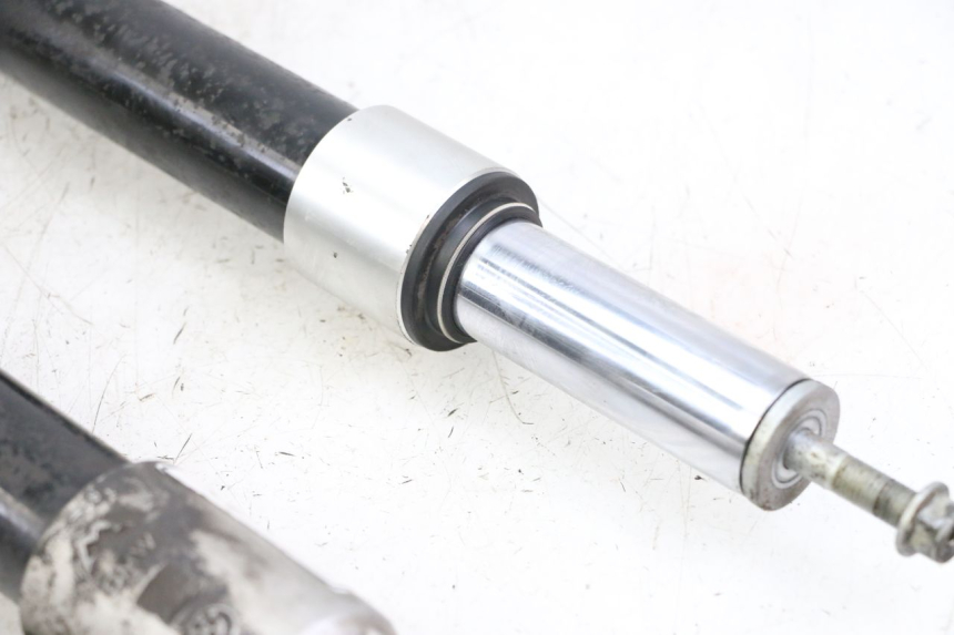 photo de FORKS LEG BMW C1 125 (2000 - 2003) - Fixing points details