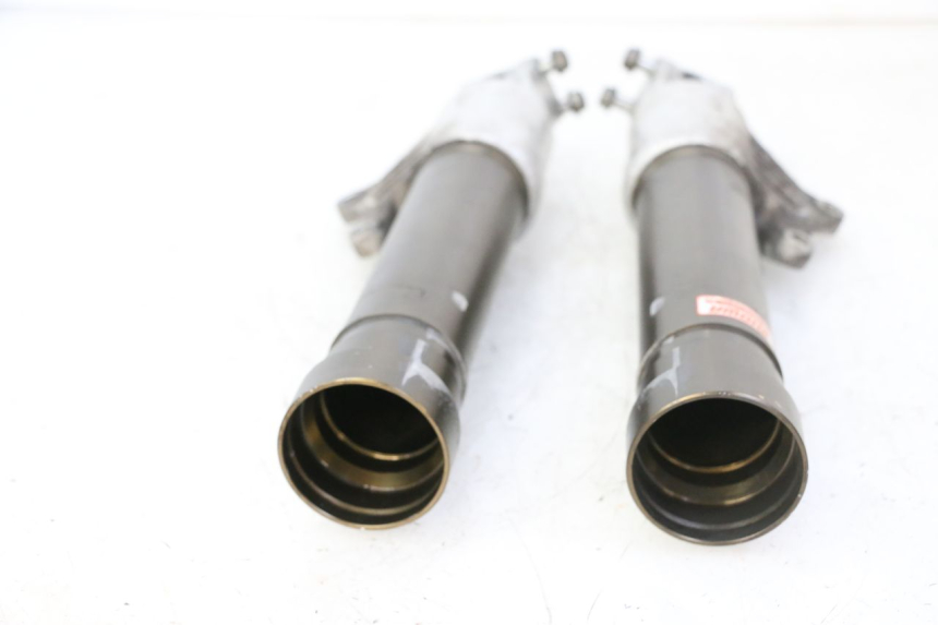 photo de FORKS LEG HONDA CBR RR FIREBLADE 900 (1992 - 1994) - Component detail