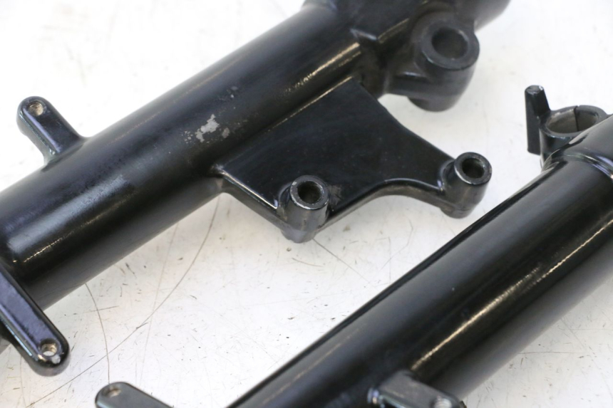 photo de FORKS LEG PEUGEOT CITYSTAR 2T 50 (2018 - 2021) - Component zoom