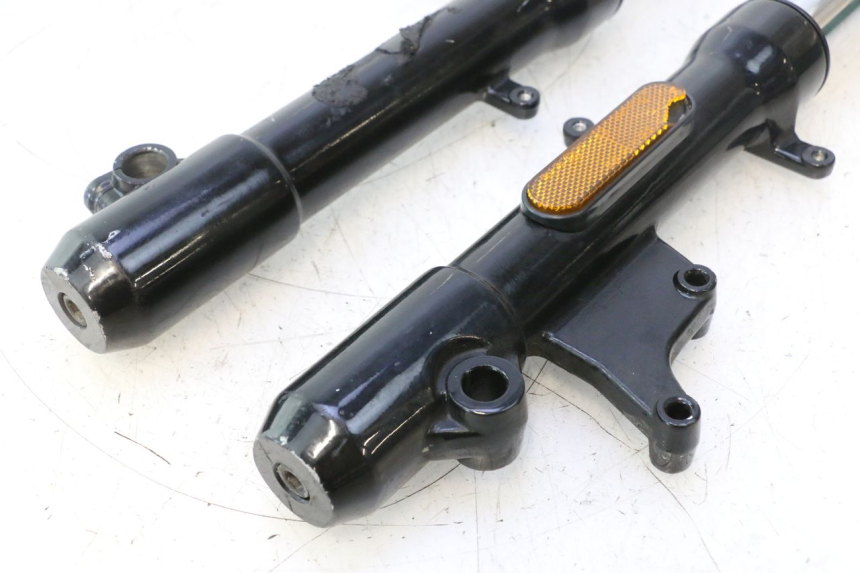 photo de FORKS LEG PEUGEOT CITYSTAR 2T 50 (2018 - 2021) - Zoom on usage condition
