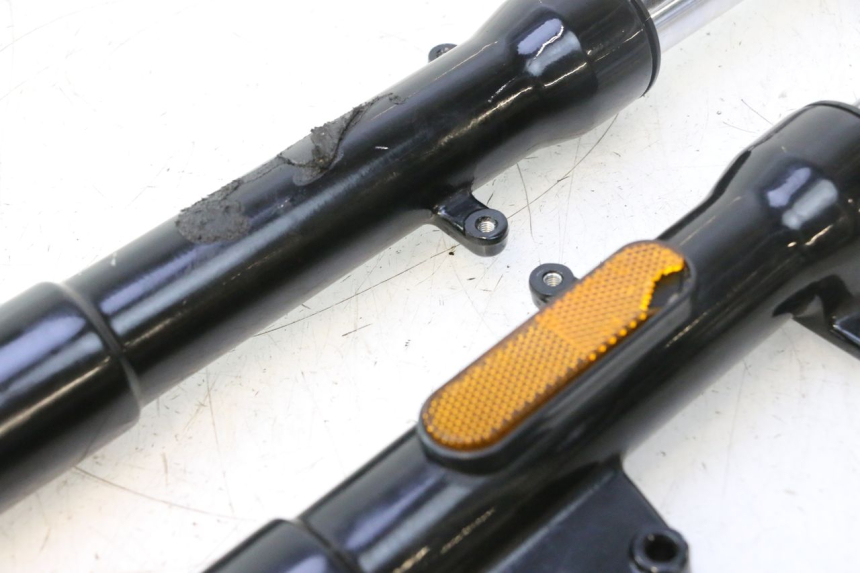 photo de FORKS LEG PEUGEOT CITYSTAR 2T 50 (2018 - 2021) - Alternative perspective